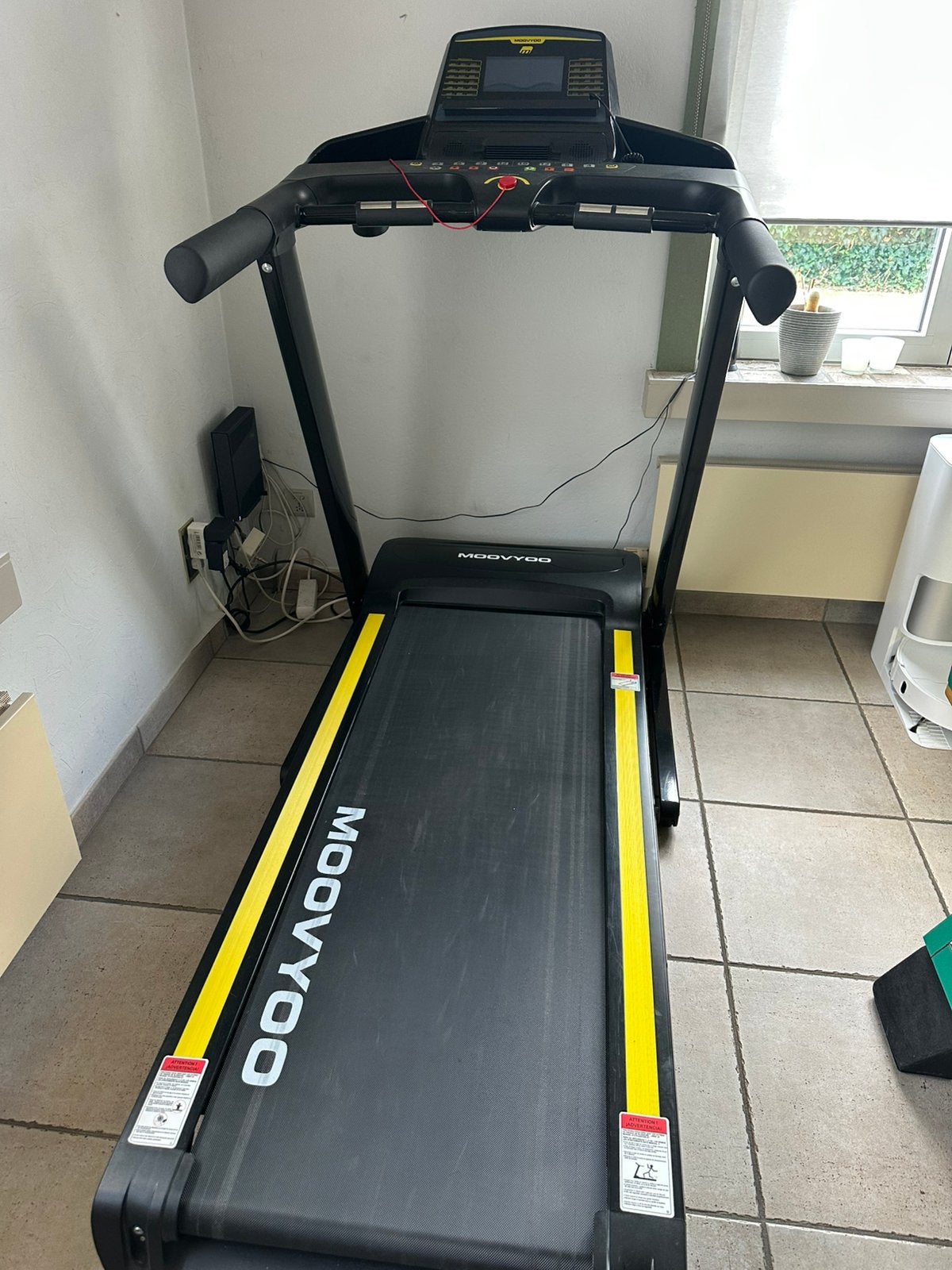 Titel: MoovYoo Jaguar 2.0 Loopband, Ophalen, Zo goed als nieuw, Loopband