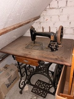 Naaimachine antiek, Antiek en Kunst, Ophalen