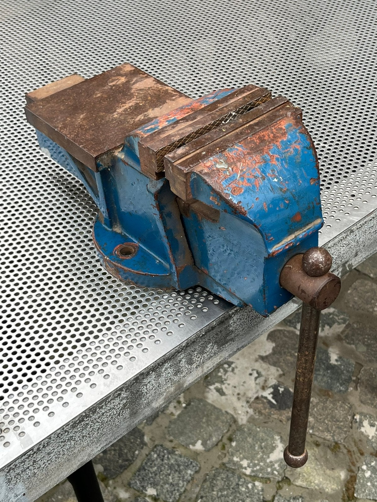 Bankschroef, Ophalen, Zo goed als nieuw, Bankschroef