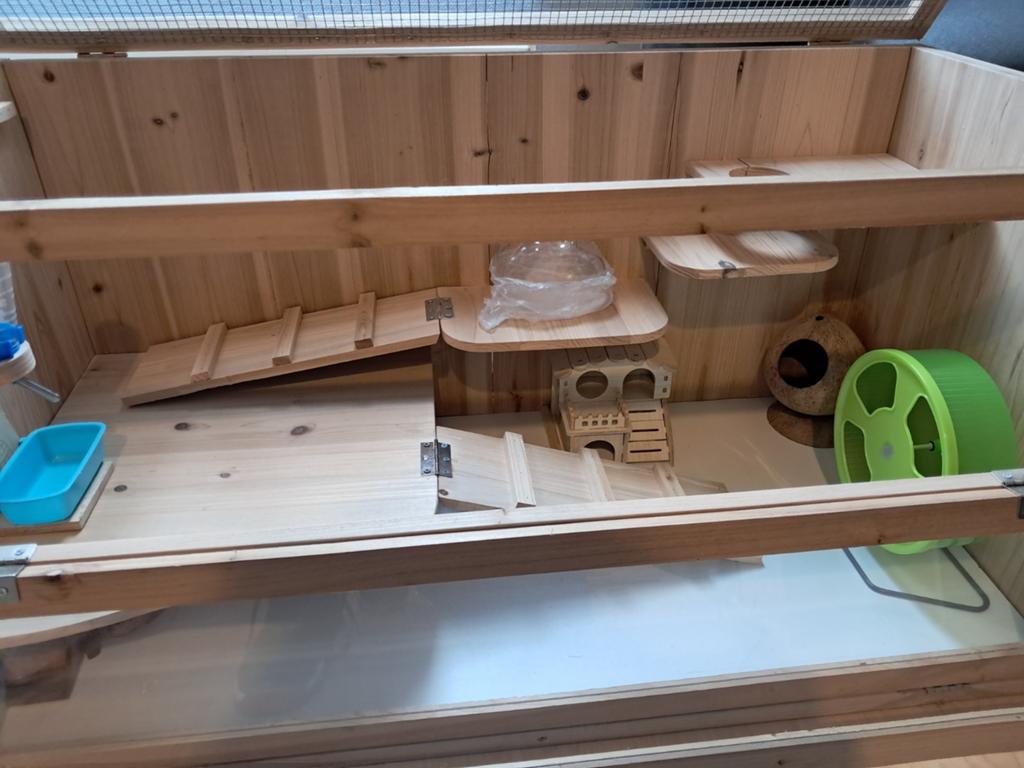 Hamster villa, Dieren en Toebehoren, Kooi, Zo goed als nieuw, Hamster, 75 tot 110 cm