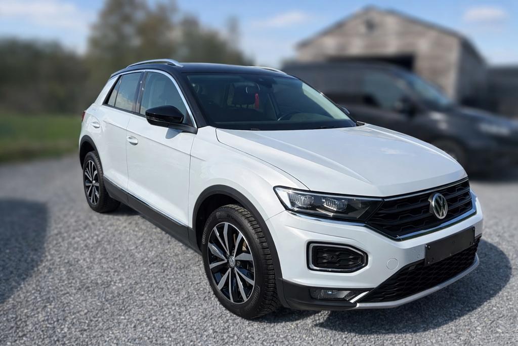 VOLKSWAGEN T-Roc, OPTION COMPLÈTE, 2 TONS, ACC, PARFAIT ÉTAT, Achat, Euro 6, Entreprise, Boîte manuelle