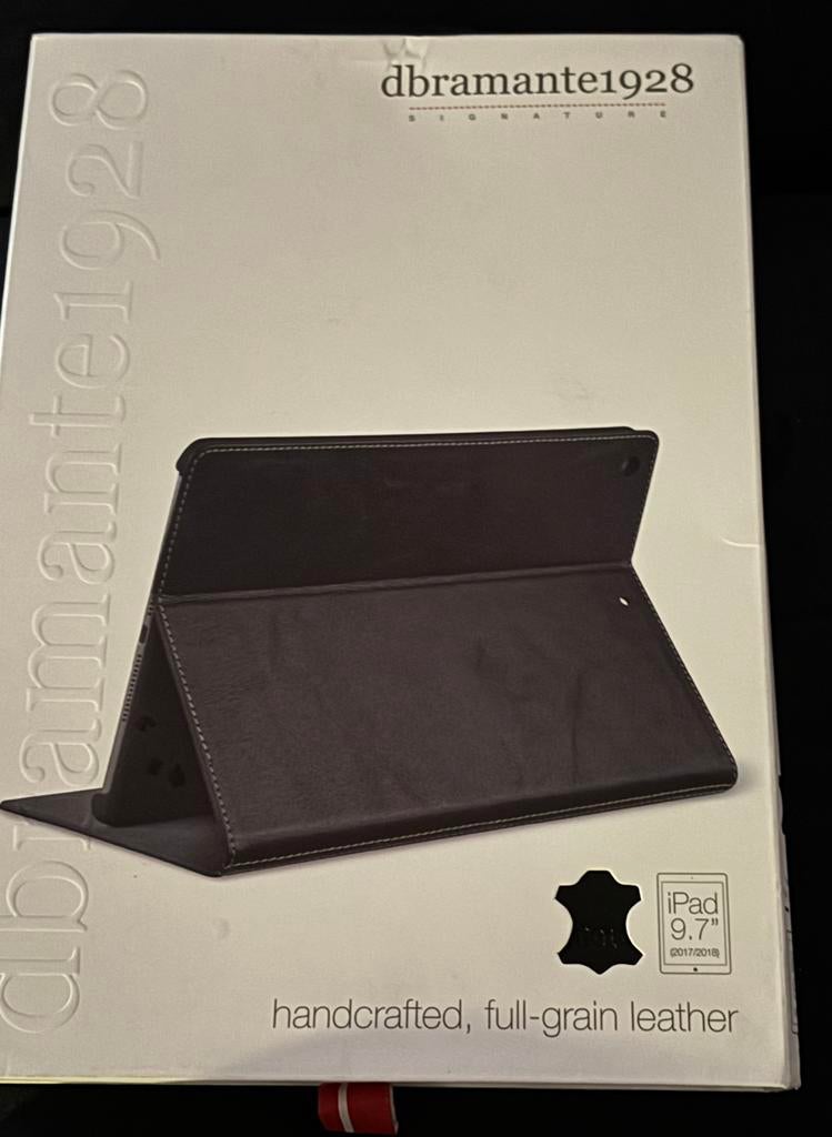 Case voor Apple iPad 9.7” 2017-2018, 9 inch, Nieuw, Bescherming voor- en achterkant, Ophalen of Verzenden