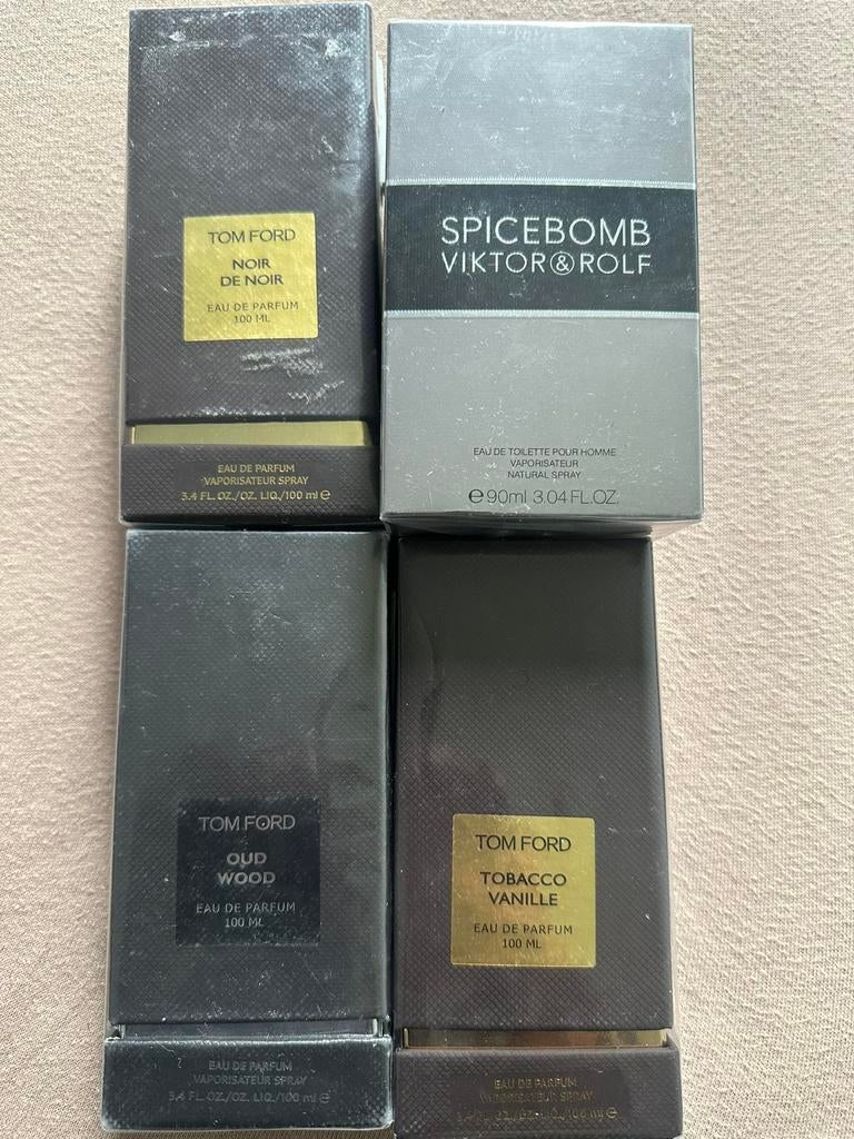 4 parfums te koop!, Ophalen, Zo goed als nieuw