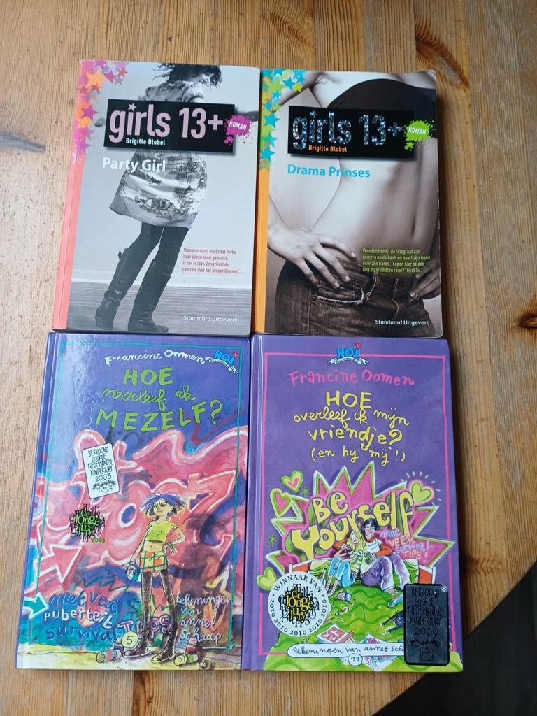 4 meisjes boeken, Ophalen of Verzenden