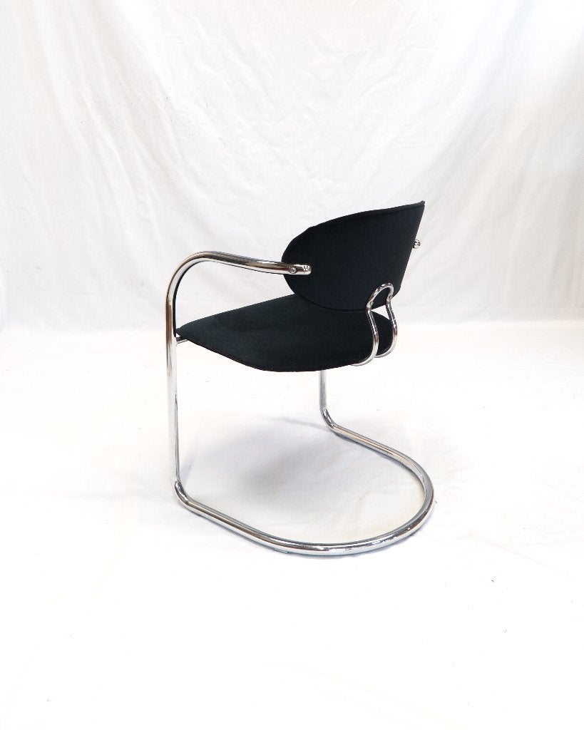 2 x Effezeta-fauteuils, chroom en zwart fluweel, jaren 80, Huis en Inrichting, Ophalen, Bauhaus, Minder dan 75 cm, Overige materialen