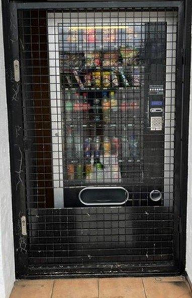 Drankautomaat, Ophalen, Gebruikt