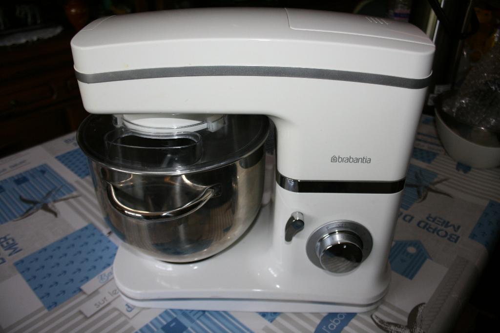 keukenmachine, Elektronische apparatuur, Keukenmixers, 3 tot 4 liter, Ophalen, Gebruikt, 3 snelheden of meer