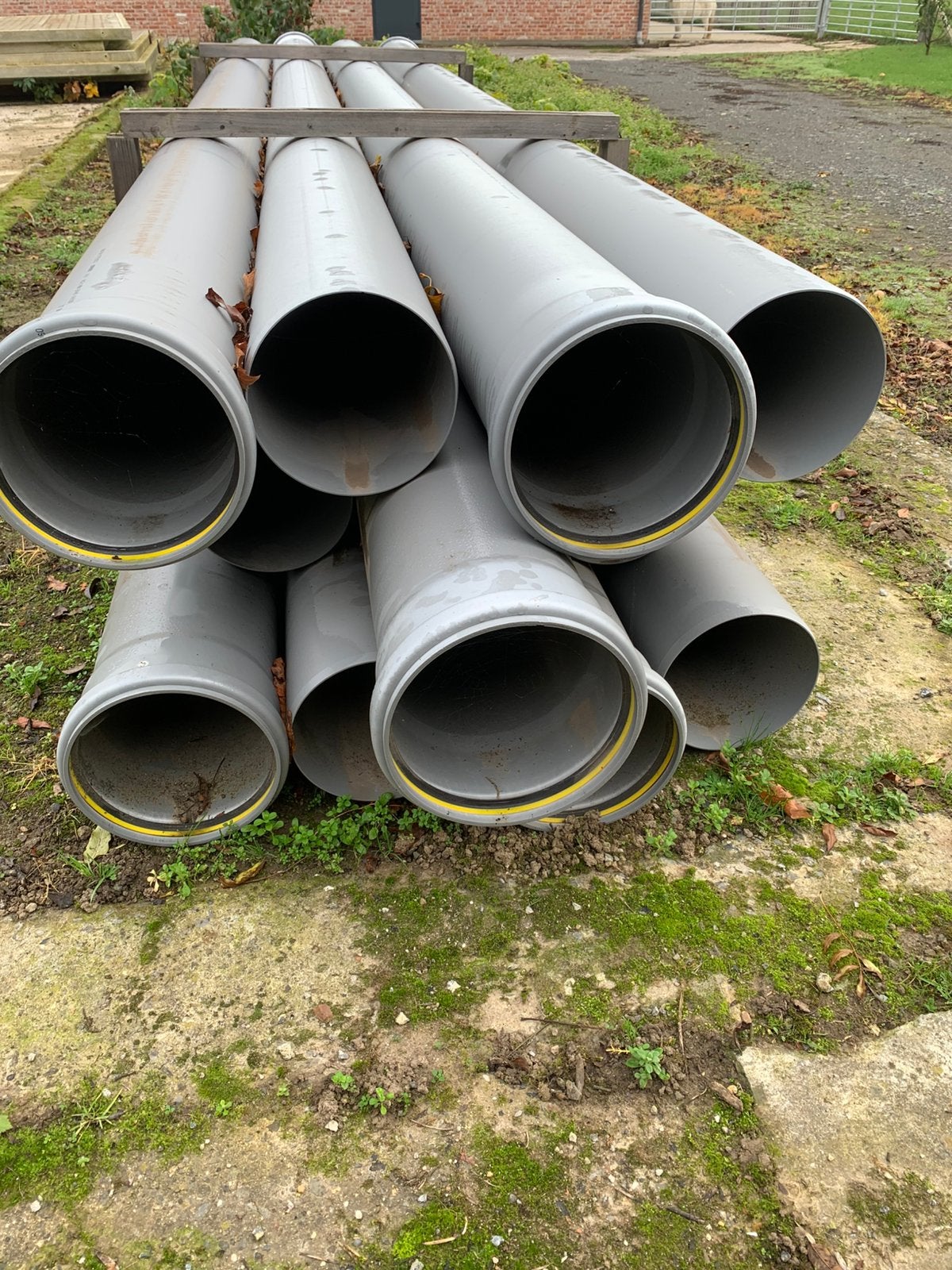 Pvc buizen 250mm benor, Ophalen of Verzenden, Zo goed als nieuw, PVC
