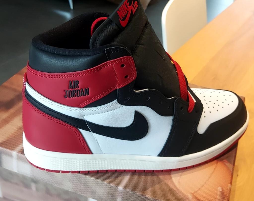 NIKE AIR JORDAN 1 RETEO HIGH OG neuve pointure 42