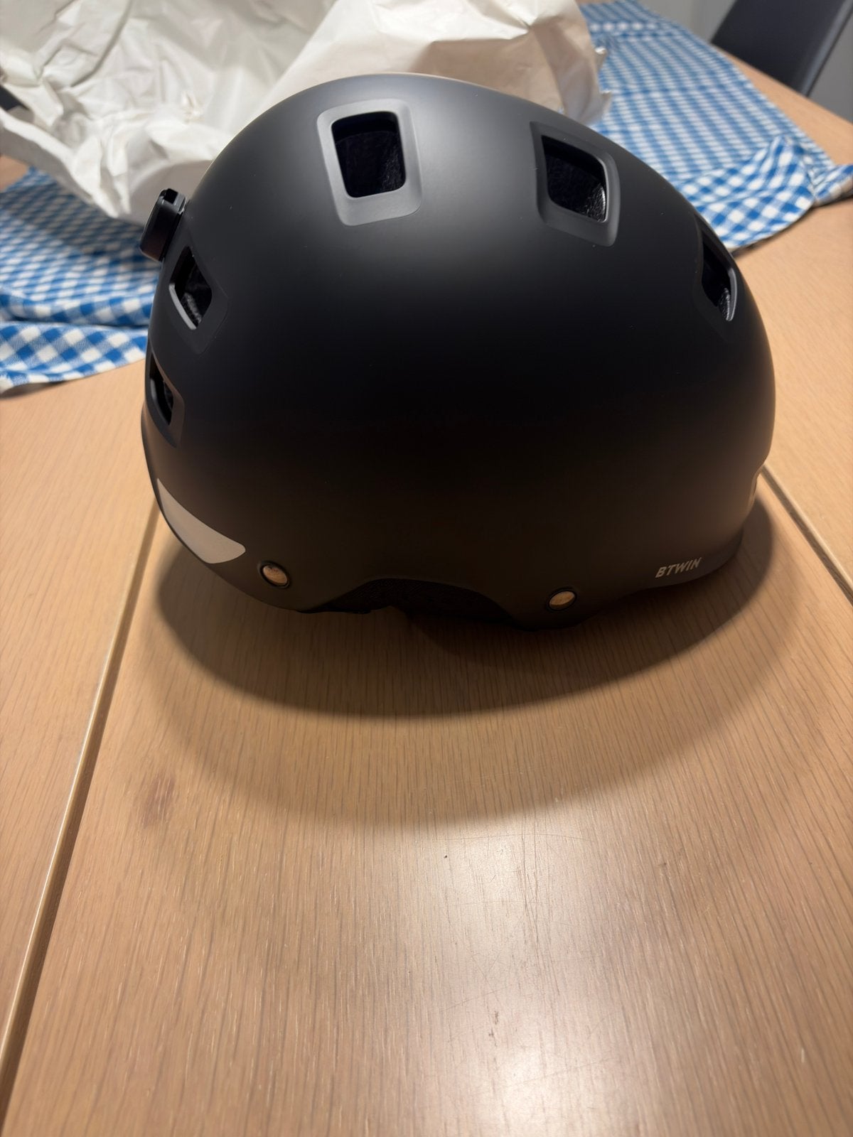 Btwin - Bike Helmet - Black - Size: L - New, Fietsen en Brommers, Ophalen, Nieuw, L, Heer of Dame