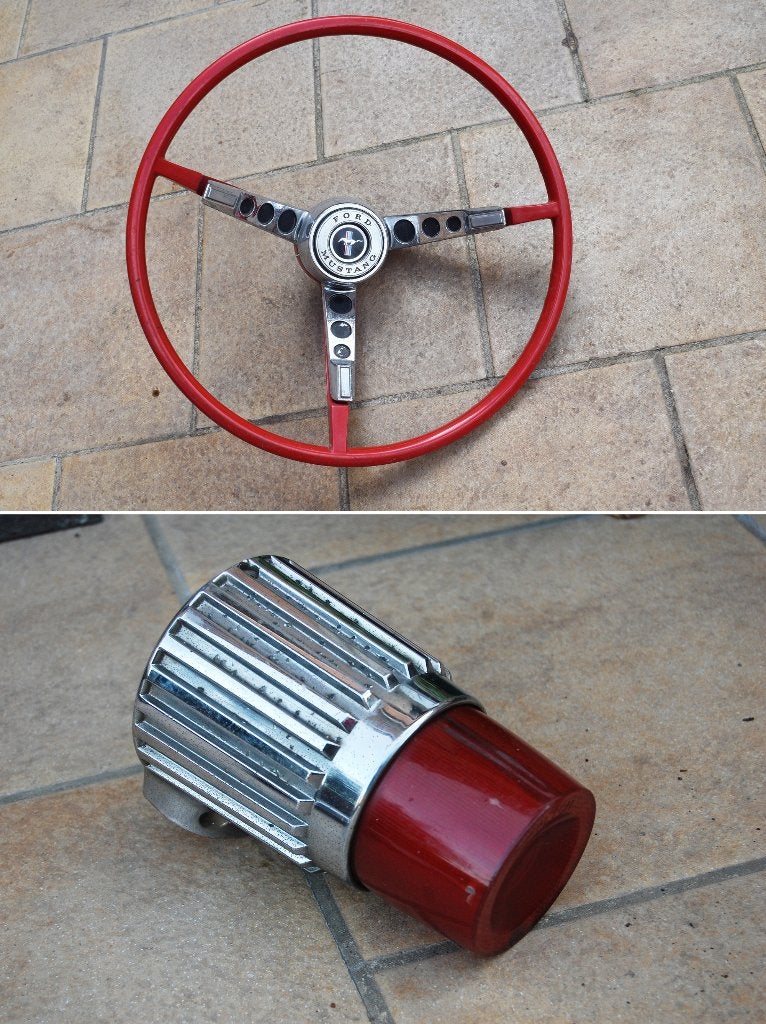 2 klassieke auto onderdelen 1960, Ophalen