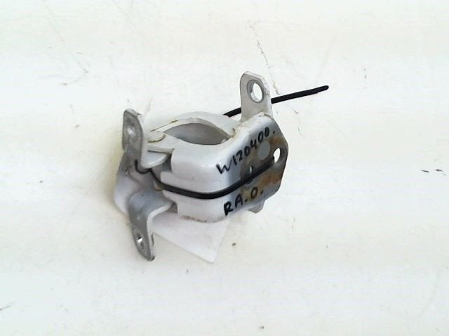 CHARNIERE DE PORTE ARRIÈRE DROITE Mazda, Utilisé, Mazda