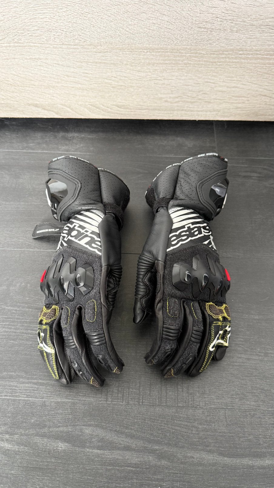 Alpinestars GP Tech V2 black (L), Motoren, Ophalen, Handschoenen
