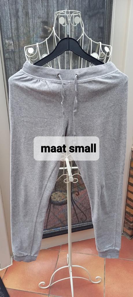 2 joggingbroeken, Vêtements | Femmes, Homewear, Enlèvement ou Envoi