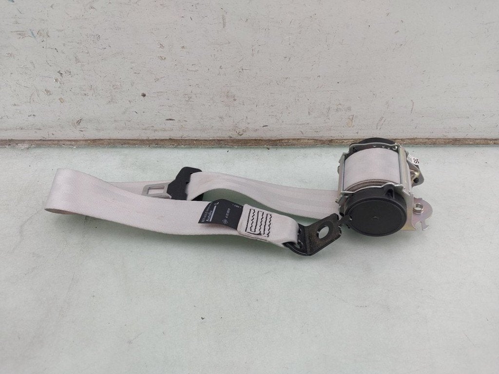 CEINTURE DE SECURITE ARRIERE GAUCHE Renault Clio IV (5R), Renault, Utilisé, Peter-Huppertz-Straße 5
51063  Köln, DE, Dialog.deutschland@renault.de