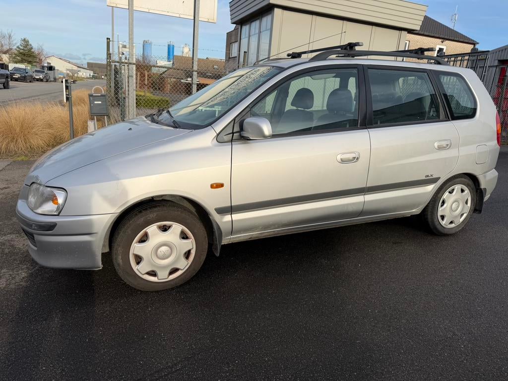 Mitsubishi space star  1.3 benzine gekeurd voor de verkoop, Autos, Mitsubishi, Argent ou Gris, 1298 cm³, Entreprise, Carnet d'entretien