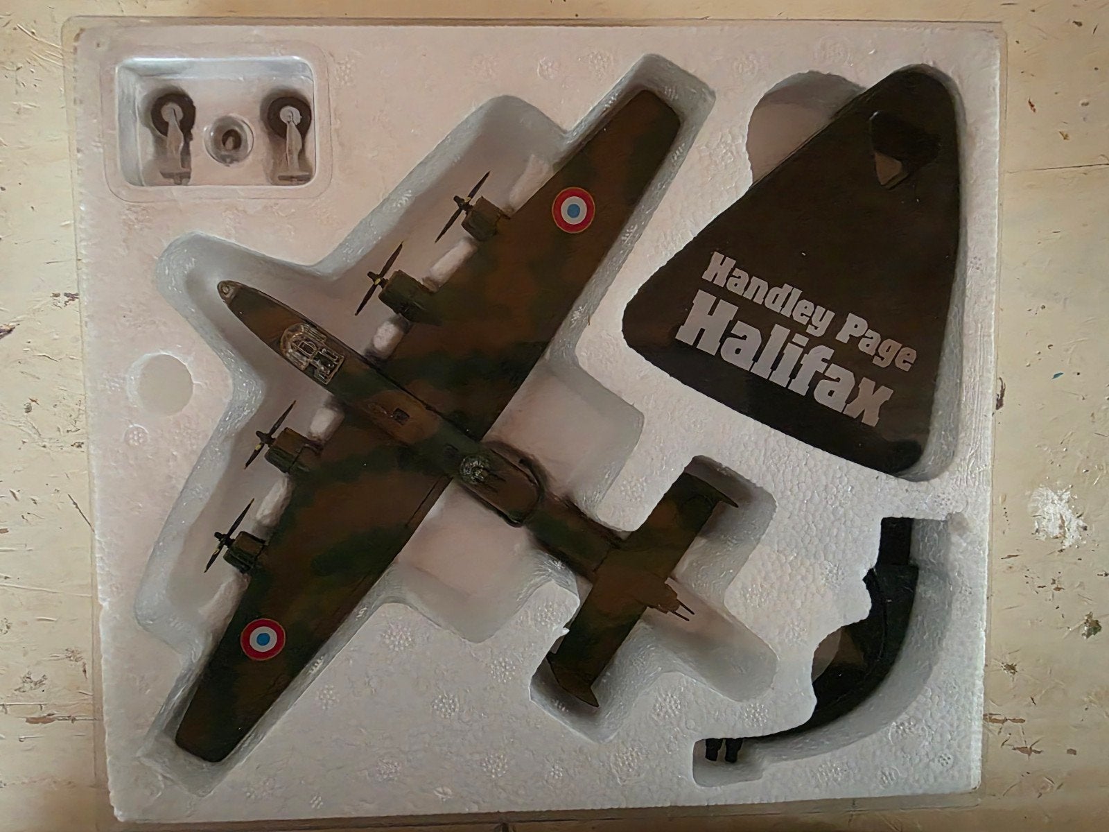 Modelvliegtuig Handley Page Halifax Atlas Editions, 1:72 tot 1:144, Nieuw, Vliegtuig, Ophalen