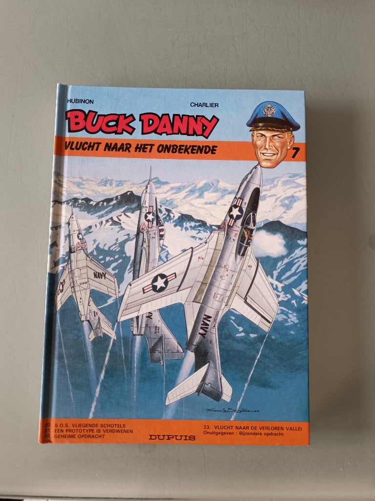 BUCK DANNY Hardcover titel Vlucht naar het onbekende, Eén stripboek, Ophalen of Verzenden, Nieuw