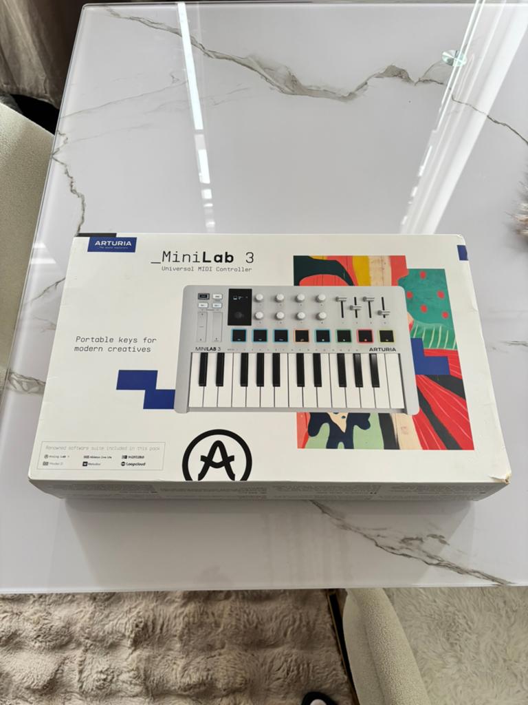 Arturia minilab 3, Ophalen, Zo goed als nieuw