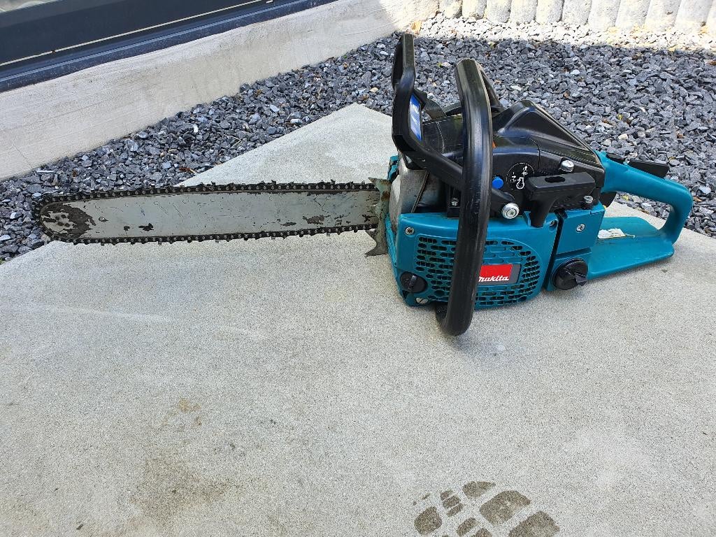 Makita kettingzaag benzine zaag van 45 werk heel goed, Ophalen, Gebruikt, Kettingzaag, Makita