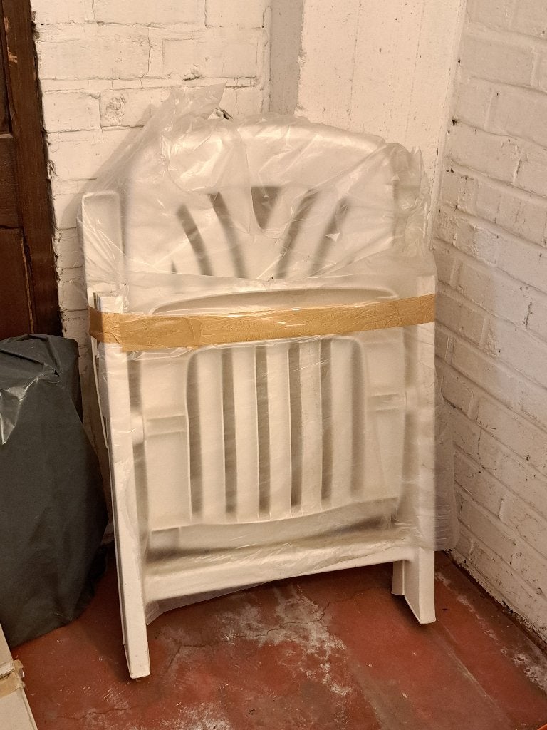 Chaise blanche pliante avec accoudoirs, Ophalen, Zo goed als nieuw, Wit, Eén