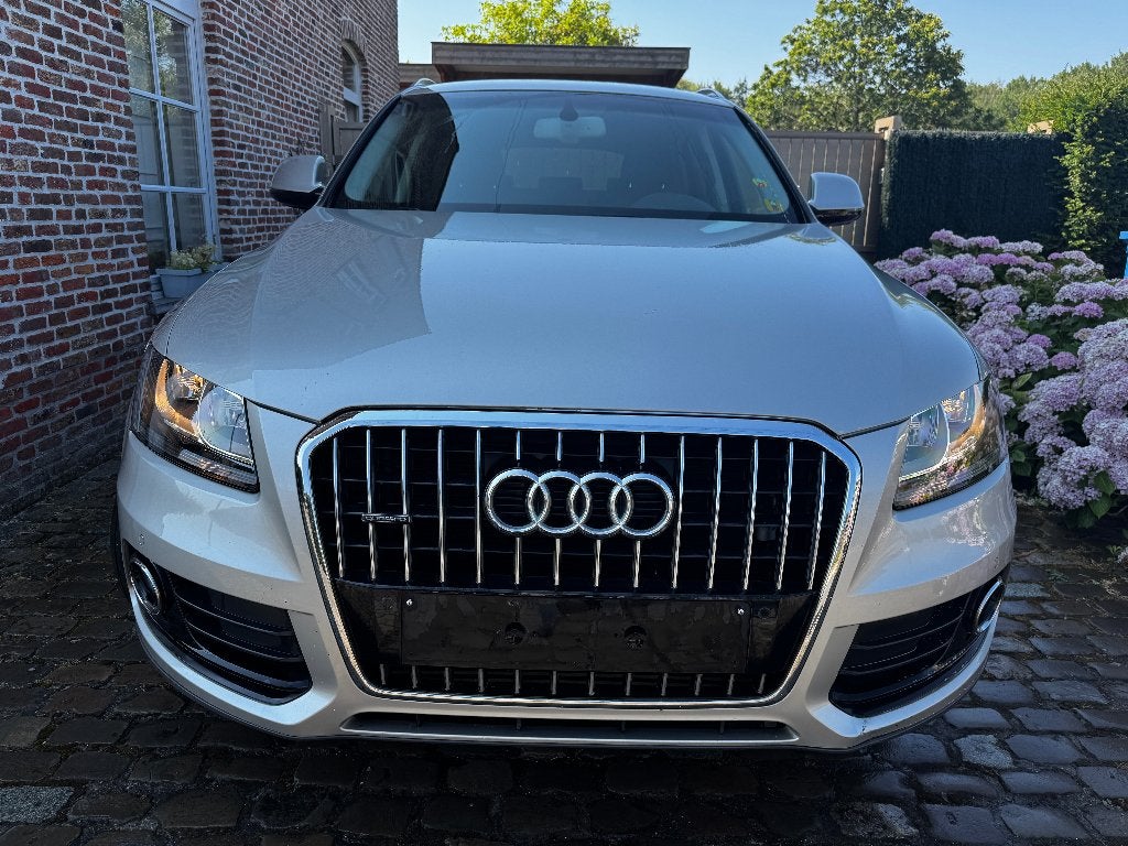Audi Q5 2.0TFSI Quattro benzine automaat, Auto's, Automaat, Stof, 4 cilinders, Bedrijf