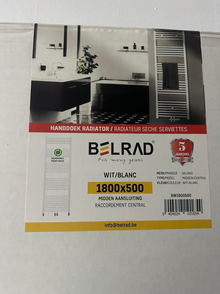 Radiator badkamer, Ophalen, Zo goed als nieuw, Radiator