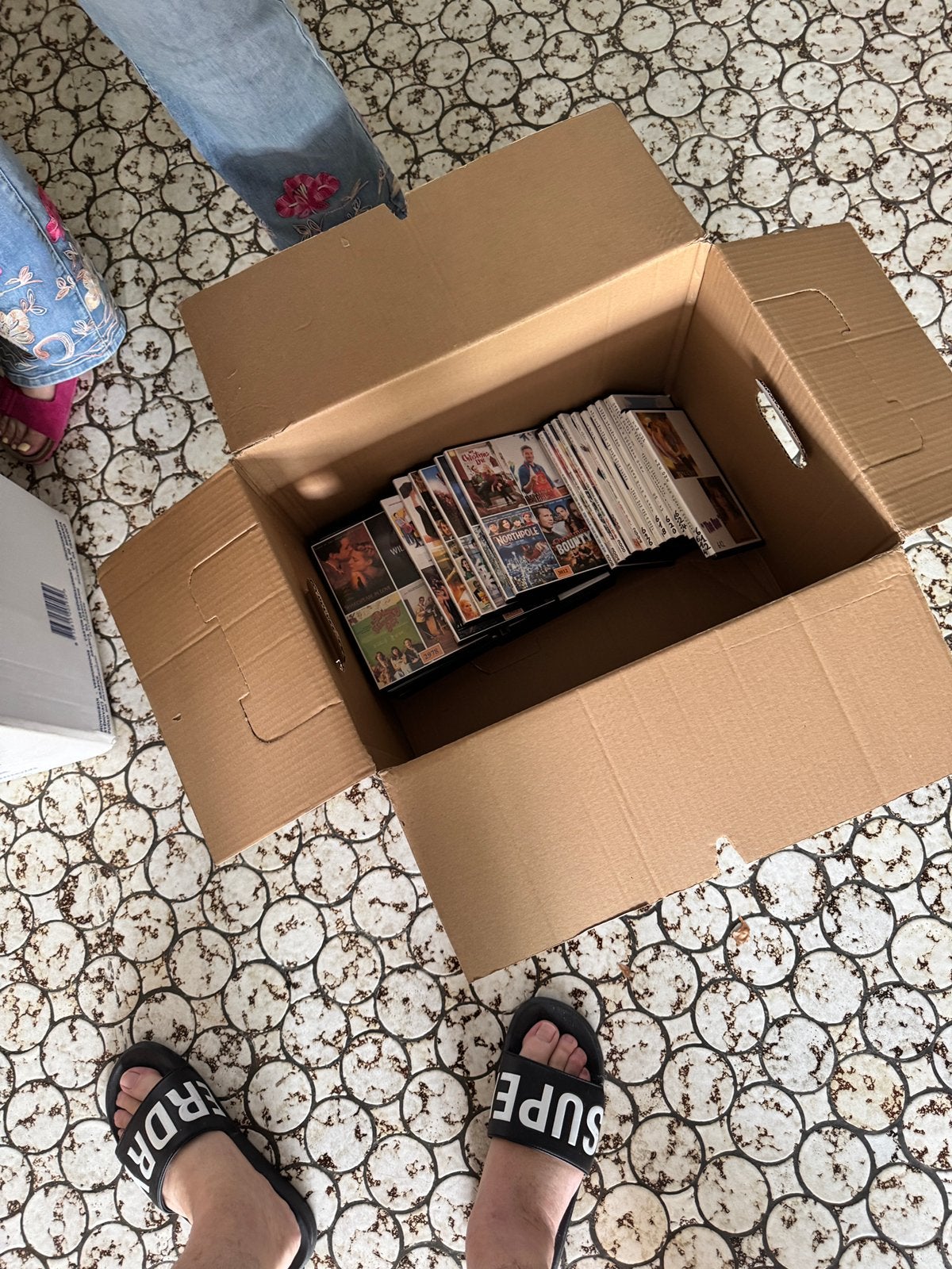 GRATIS DVDs met films en series, opgenomen van televisie, Cd's en Dvd's, Ophalen, Zo goed als nieuw