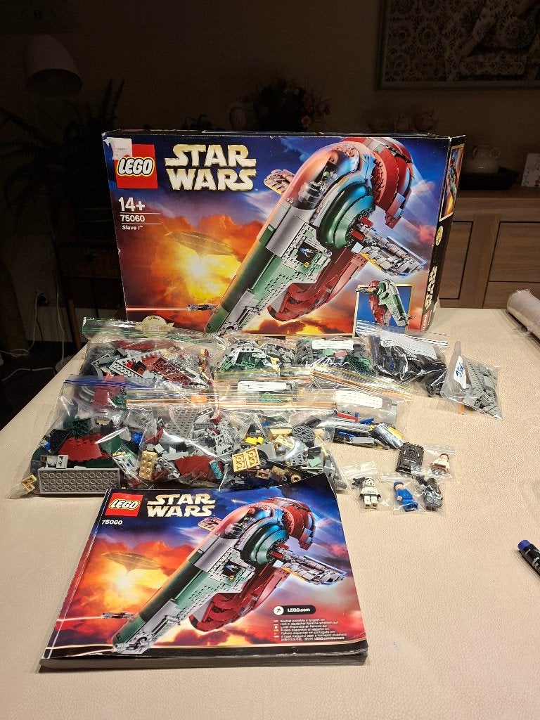 lego star wars 75060 Slave 1 UCS, Enfants & Bébés, Lego, Ensemble complet, Comme neuf, Complet