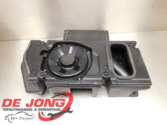 Caisson de graves d'un Landrover Range Rover Sport, Autos : Pièces & Accessoires, Électronique & Câbles, Land Rover, Utilisé, 3 mois de garantie