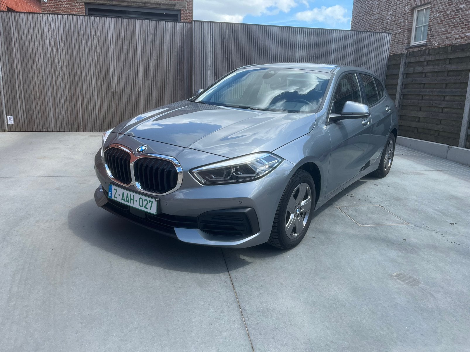 Bmw 118 i weinig km/garantie, Autos, BMW, 100 kW, Argent ou Gris, Achat, Euro 6