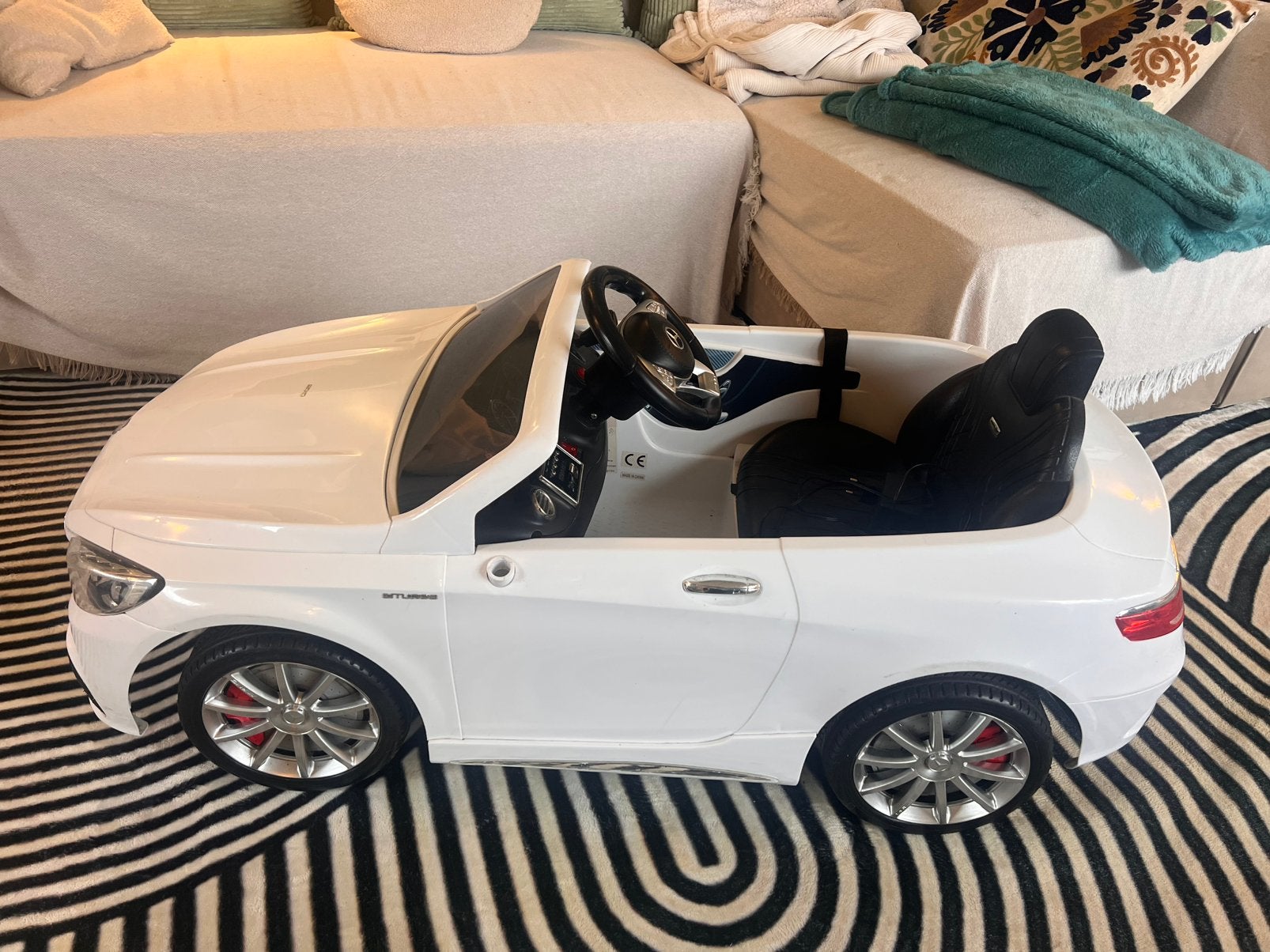 Voiture electrique enfant Mercedes AMG sur batterie, Enlèvement, Utilisé, Voiture