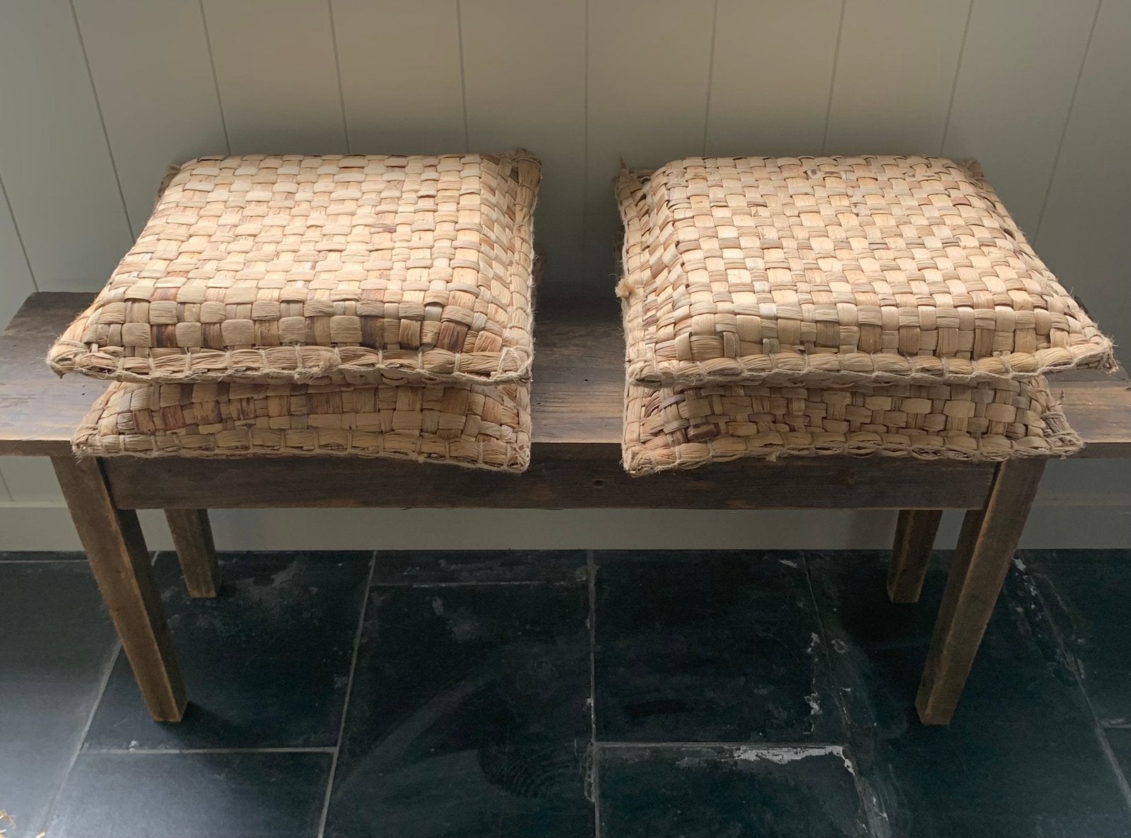 Ensemble de 4 coussins de siège tissés rustiques, Enlèvement ou Envoi, Neuf, Beige, Carré