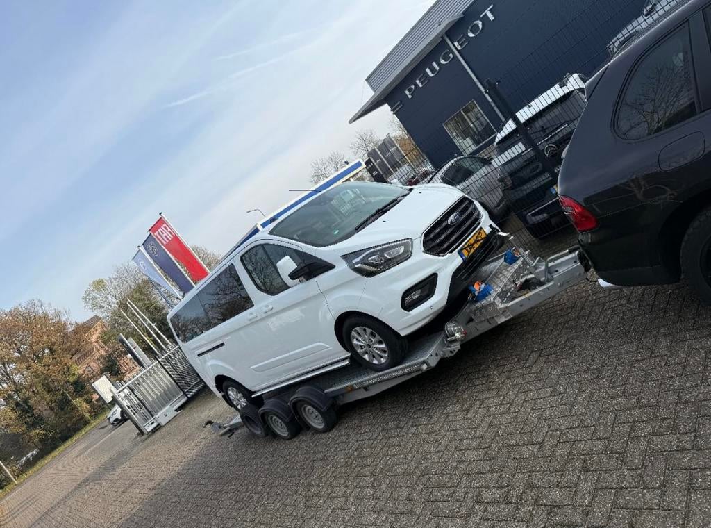 Autoambulance / Autotrailer te huur – Sterk, betrouwbaar