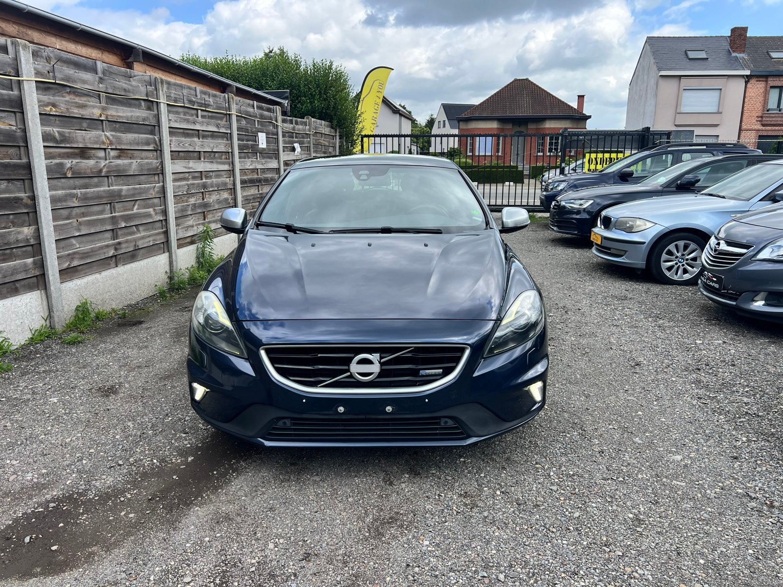 Volvo V 40 2.0 diesel R design full optie !!!!!, Auto's, Volvo, Particulier, Diesel, Onderhoudsboekje, Ophalen