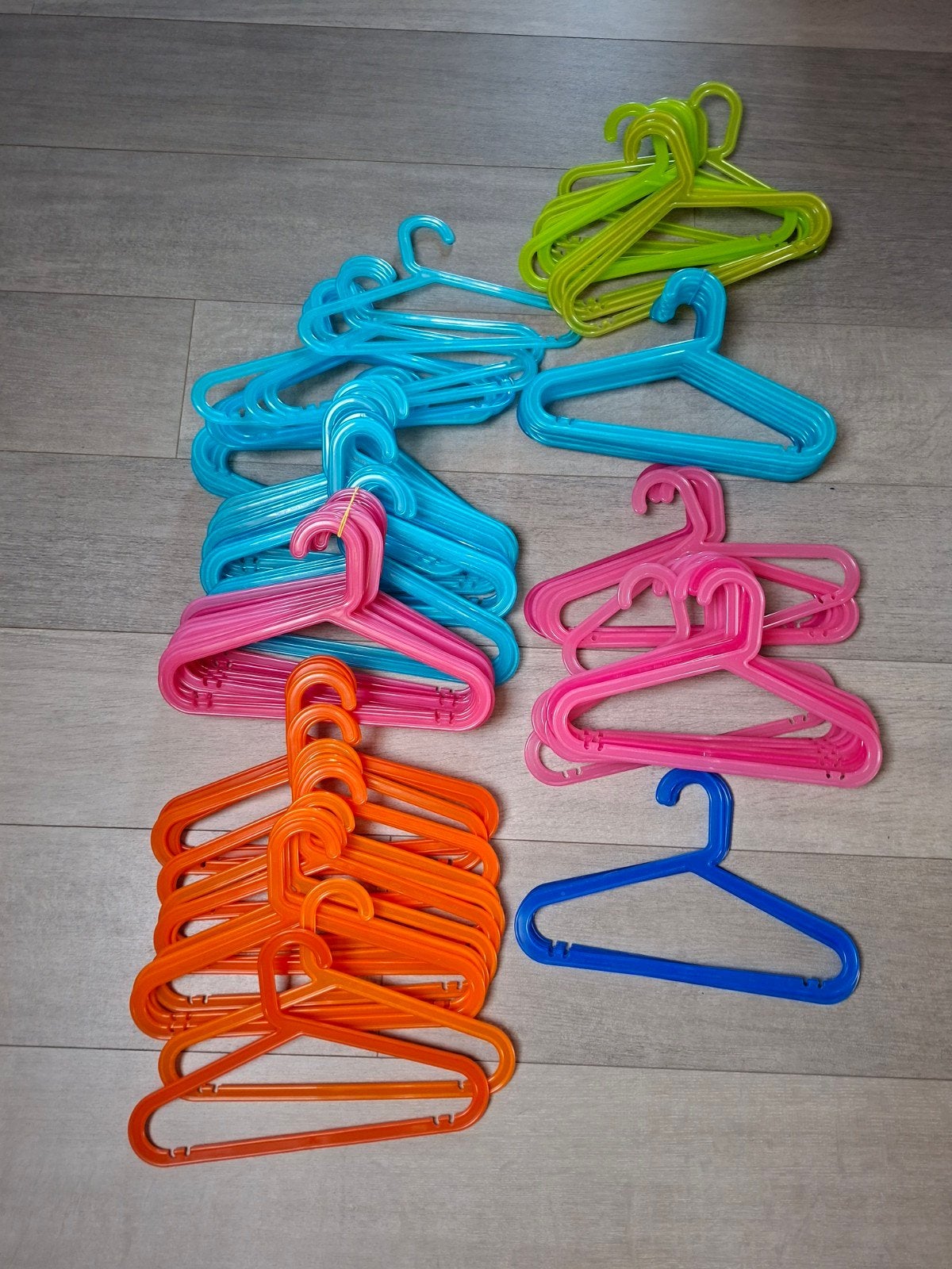 groot pakket kinderkapstokken / kleerhangers, Kinderen en Baby's, Ophalen of Verzenden, Zo goed als nieuw, Jongetje of Meisje