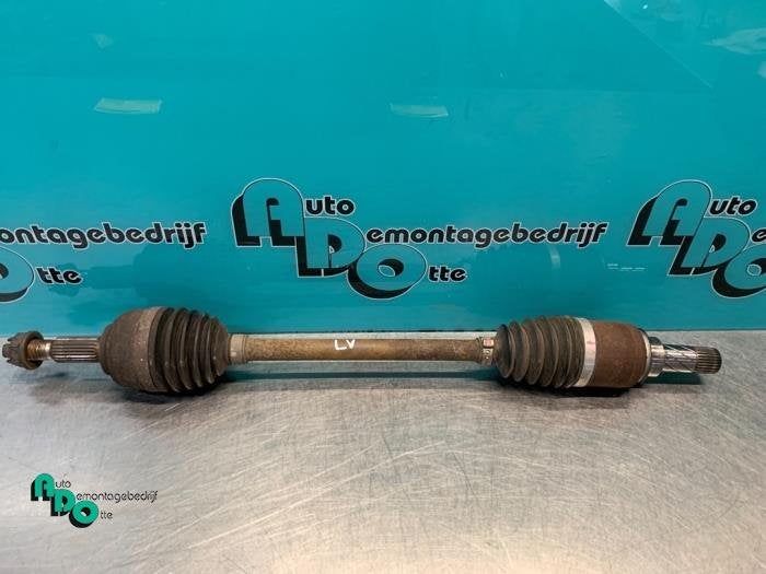 Arbre de transmission avant gauche d'un Renault Clio (Clio 3, Renault, -, 3 mois de garantie, Utilisé
