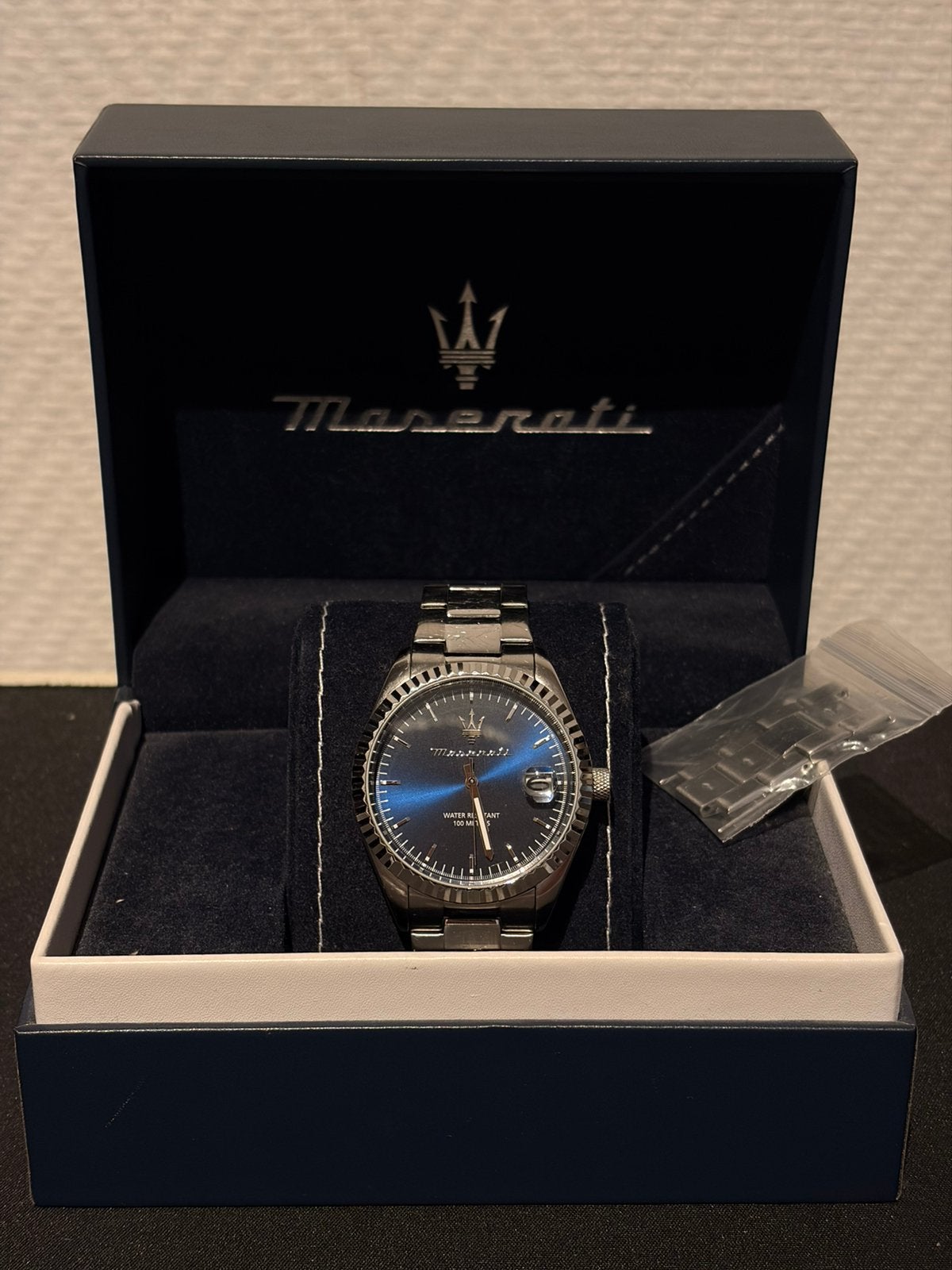 Maserati horloge, Handtassen en Accessoires, Ophalen, Gebruikt, Polshorloge