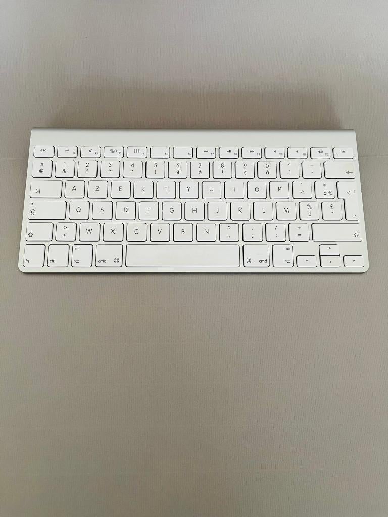 Apple Wireless Keyboard A1314 AZERTY, Computers en Software, Toetsenborden, Gebruikt, Azerty, Draadloos, Ophalen of Verzenden