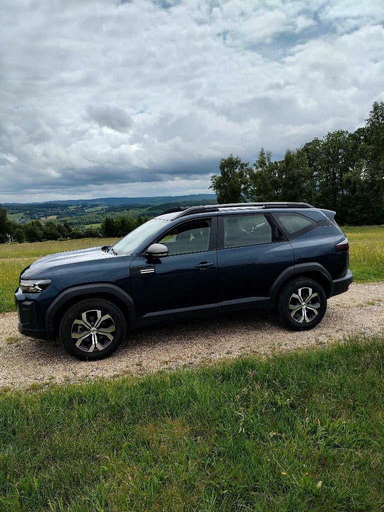 Dacia bigster, Auto's, 4 cilinders, Navigatiesysteem, Bedrijf, 5 zetels