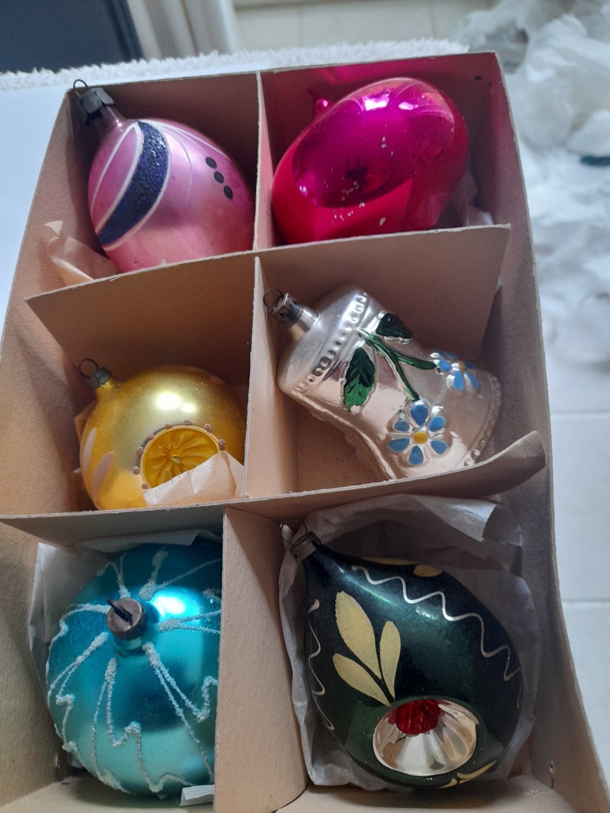 vieilles boules de Noël, Enlèvement ou Envoi