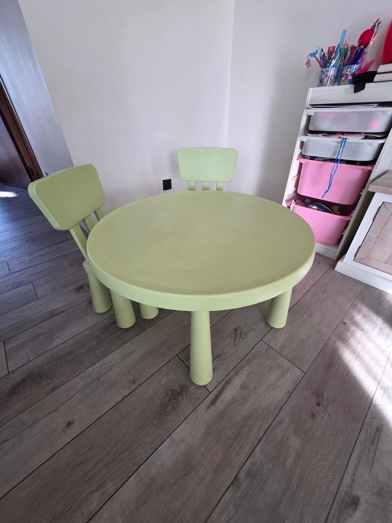Rond tafeltje met 5 stoelen, Ophalen