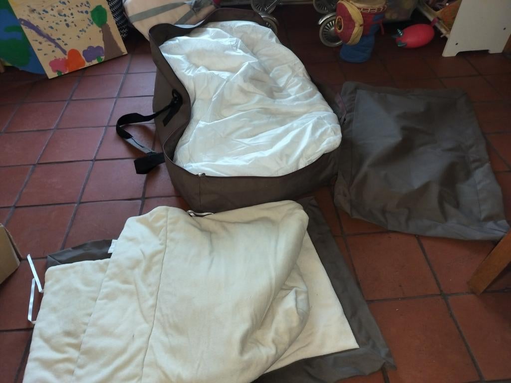 Quax draagbare baby zitzak, Huis en Inrichting, Ophalen, Zitzak