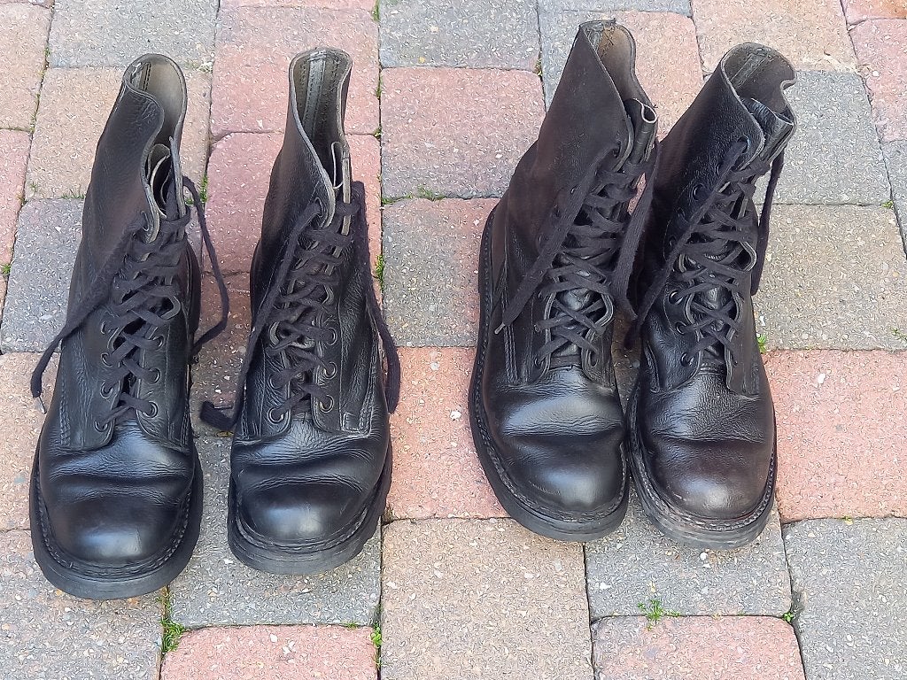 2 paires Bottes militaires belges Rugak ABL taille 44 et 45, Collections, Enlèvement ou Envoi, Armée de terre, Vêtements ou Chaussures