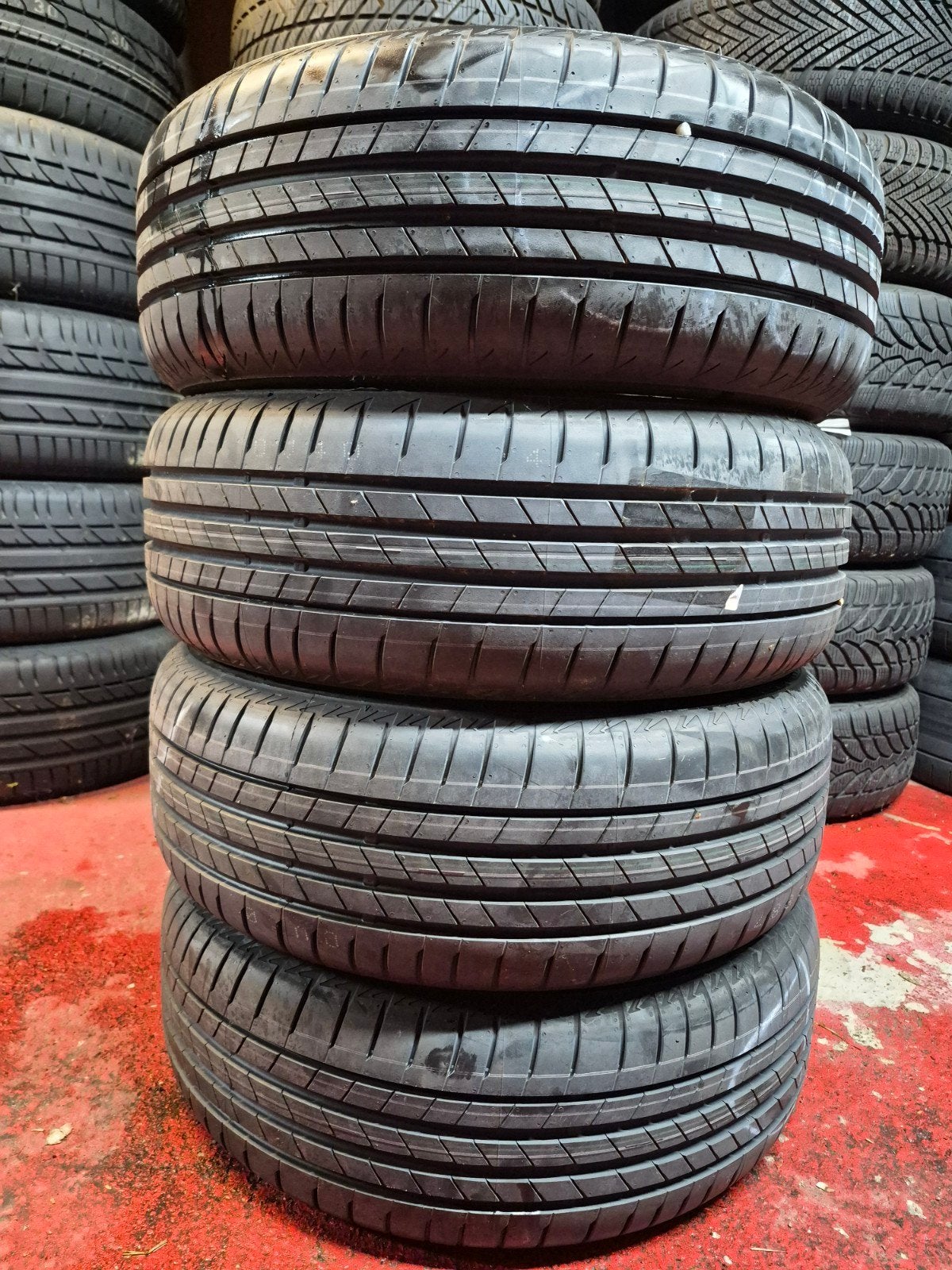 4 NIEUWE Bridgestone 205/55/16 91W sterrenbanden, Ophalen, Nieuw, Skoda