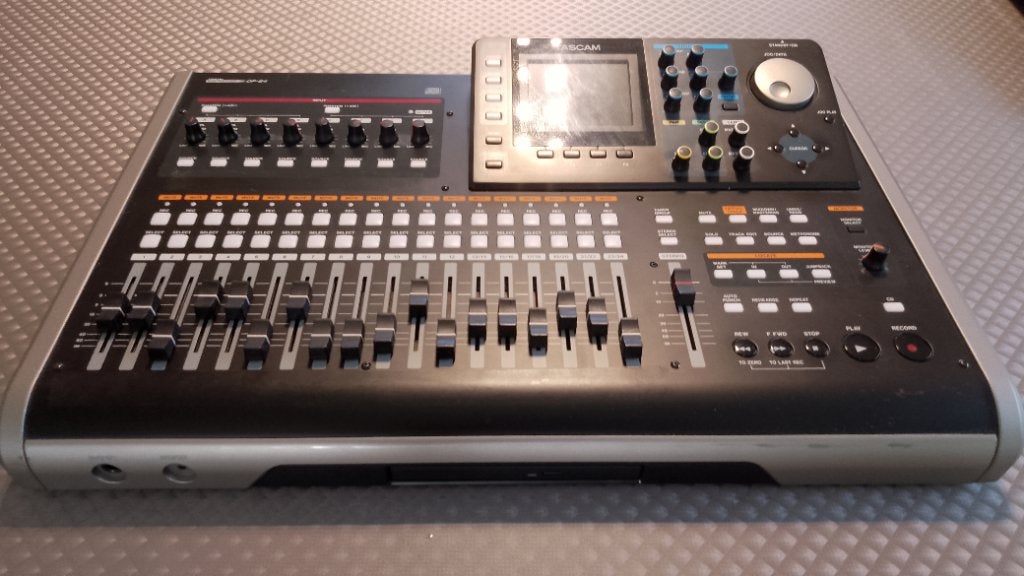 Tascam DP24 portastudio, Ophalen, Gebruikt, Audio
