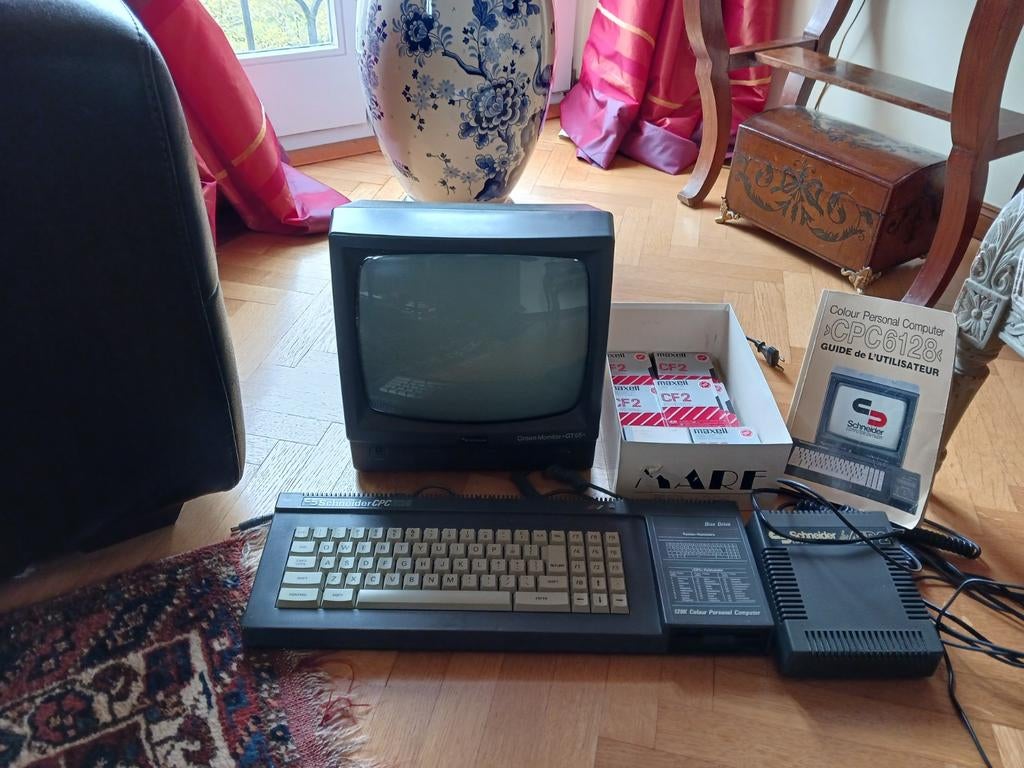 Ordinateur schneider 1987, Enlèvement