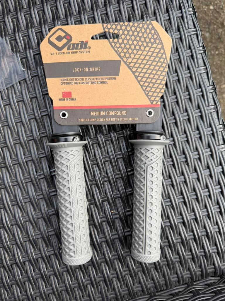 Mtb ODI lock-on grips, Overige typen, Ophalen of Verzenden, Nieuw, Kunststof