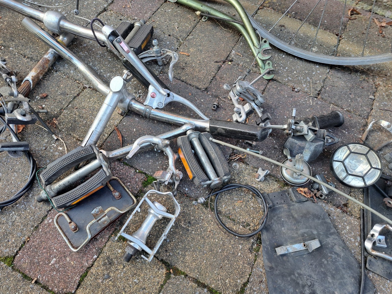 fietsen onderdelen, Fietsen en Brommers, Fietsaccessoires | Fietsbellen, Ophalen