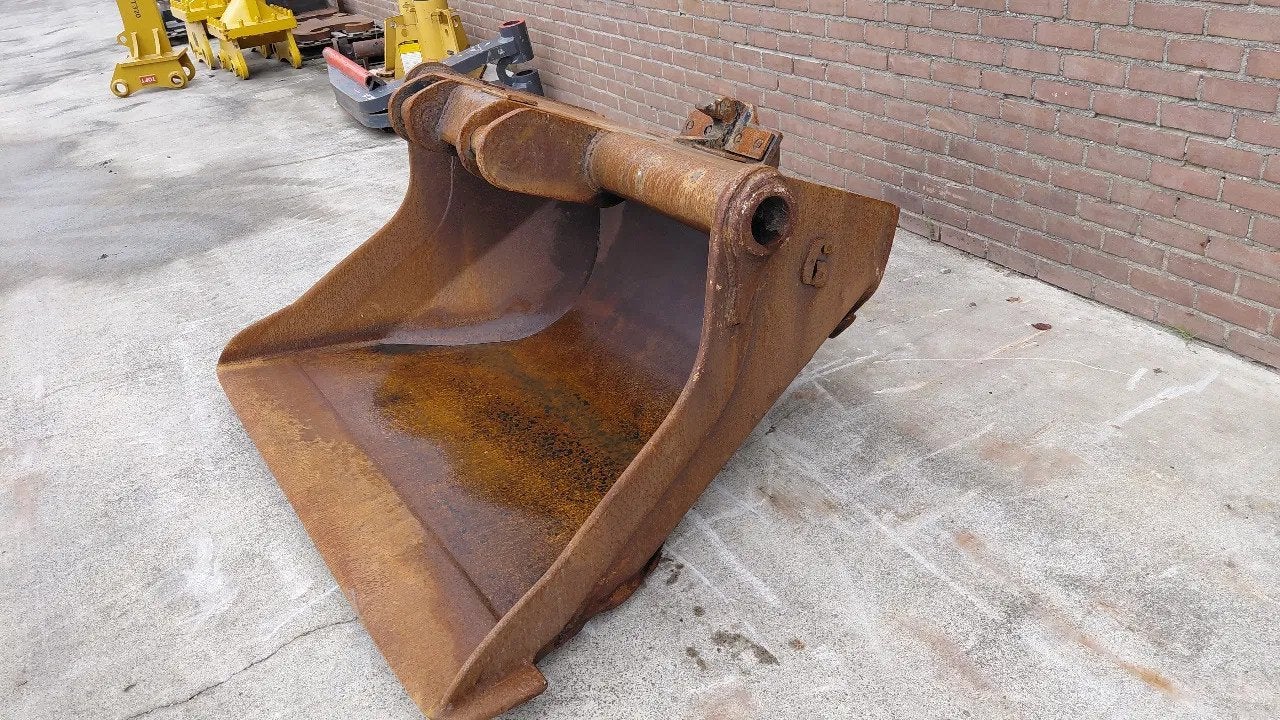 Volvo Klepp mek S2 cleaning bucket
